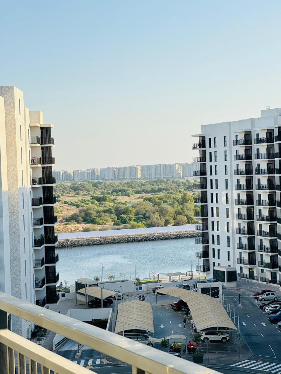 The Hive Retreats In Yas Island Apartment Абу Даби Екстериор снимка